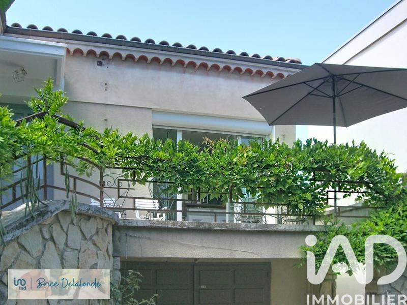 Maison - 220 m² - 9 pièces