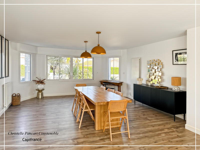 Maison - 167 m² - 6 pièces