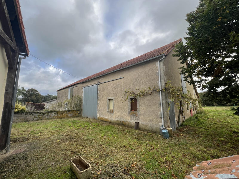 Maison - 165 m² - 9 pièces