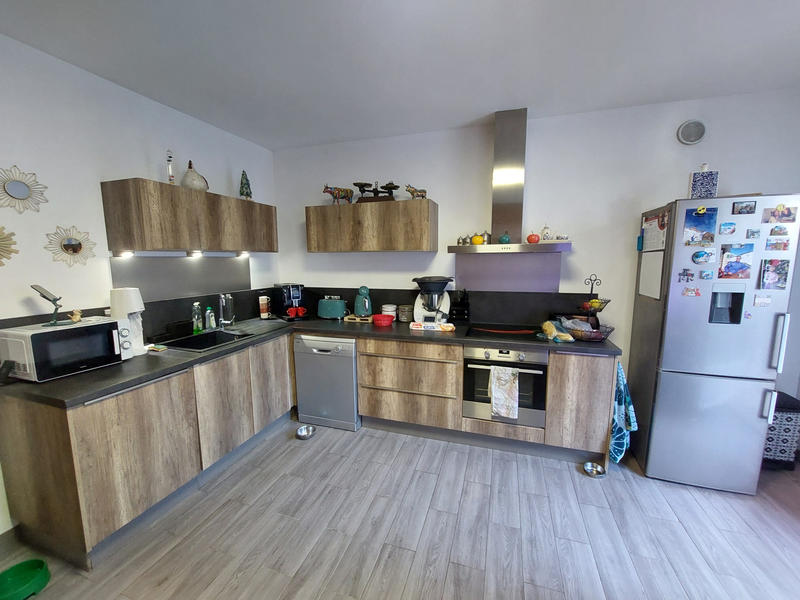 Appartement - 93 m² - 3 pièces