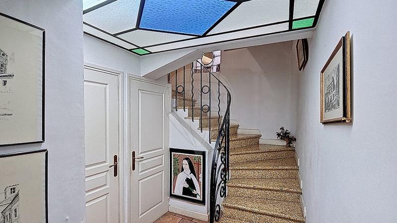 Maison de ville - 170 m² - 7 pièces