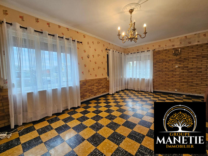 Maison - 92 m² - 5 pièces