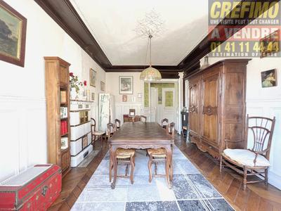 Appartement - 93 m² - 3 pièces