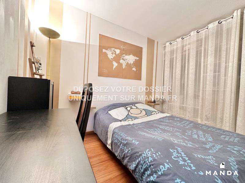 Chambre - 11 m² - 3 pièces