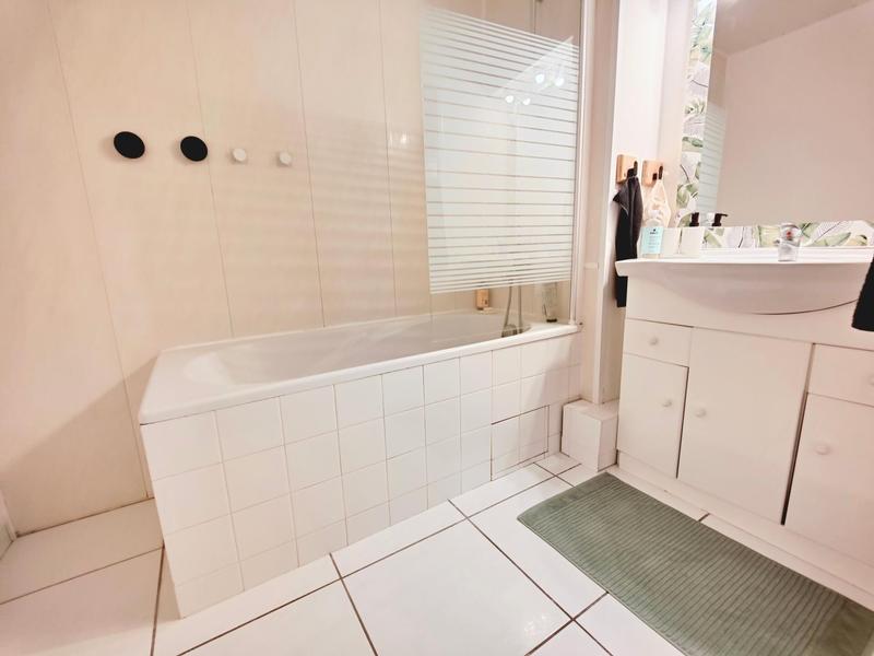 Appartement - 75 m² - 4 pièces