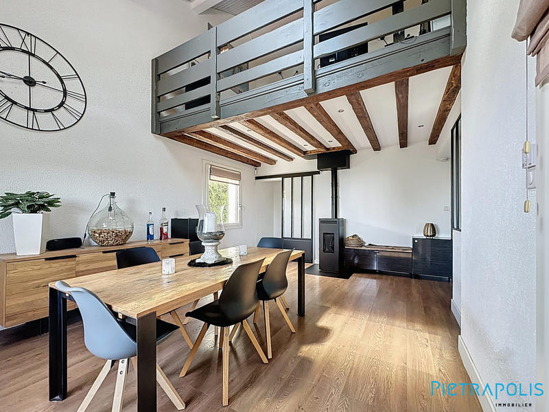 Villa - 195 m² - 6 pièces