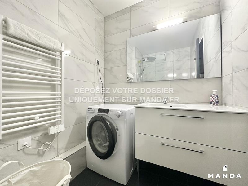 Chambre - 10 m² - 4 pièces