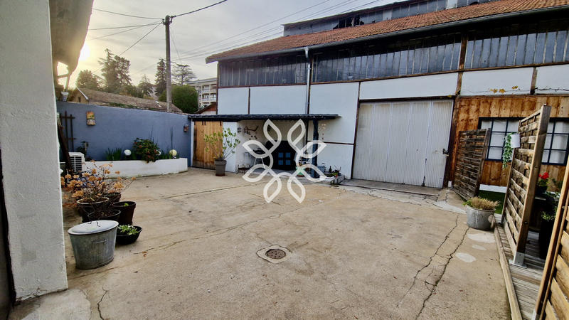 Maison - 150 m² - 8 pièces