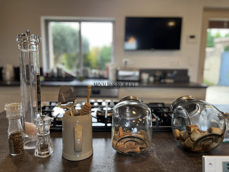 Maison ancienne - 238 m² - 8 pièces