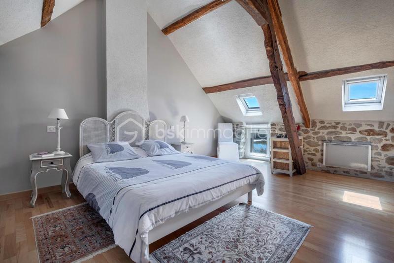 Maison - 108 m² - 4 pièces