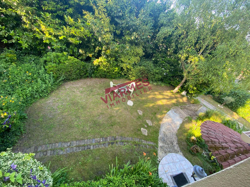 Maison - 196 m² - 8 pièces