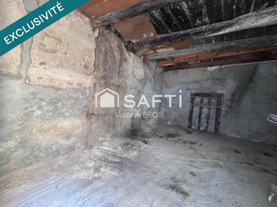 Maison - 90 m² - 6 pièces