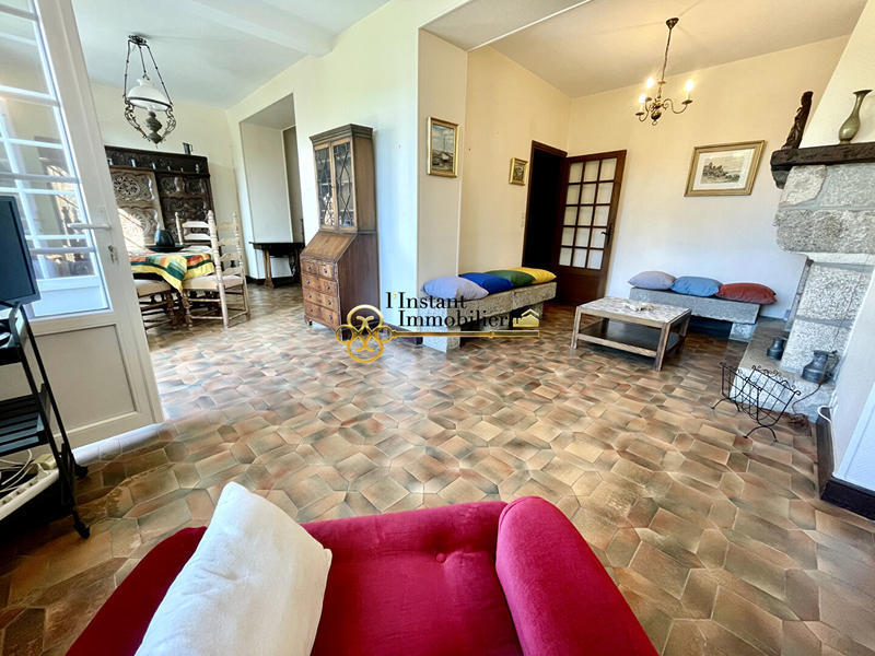 Maison - 98 m² - 5 pièces