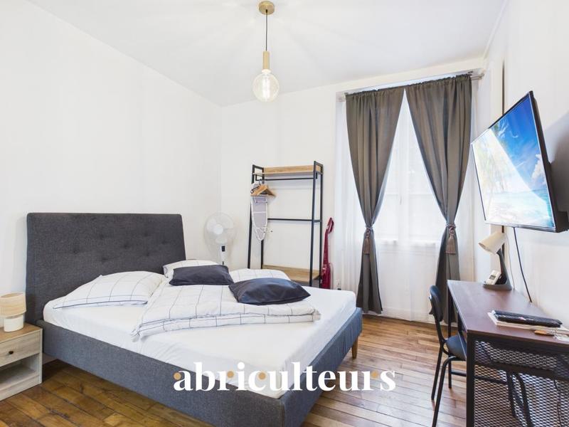 Appartement ancien - 18 m² - 1 pièce