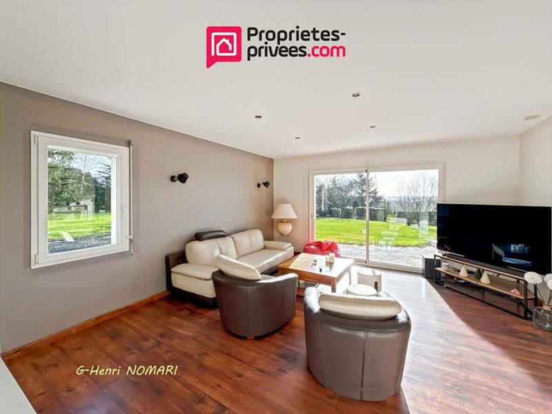 Maison - 185 m² - 9 pièces