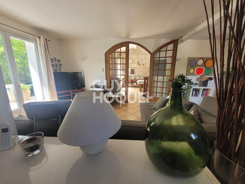 Maison - 243 m² - 11 pièces