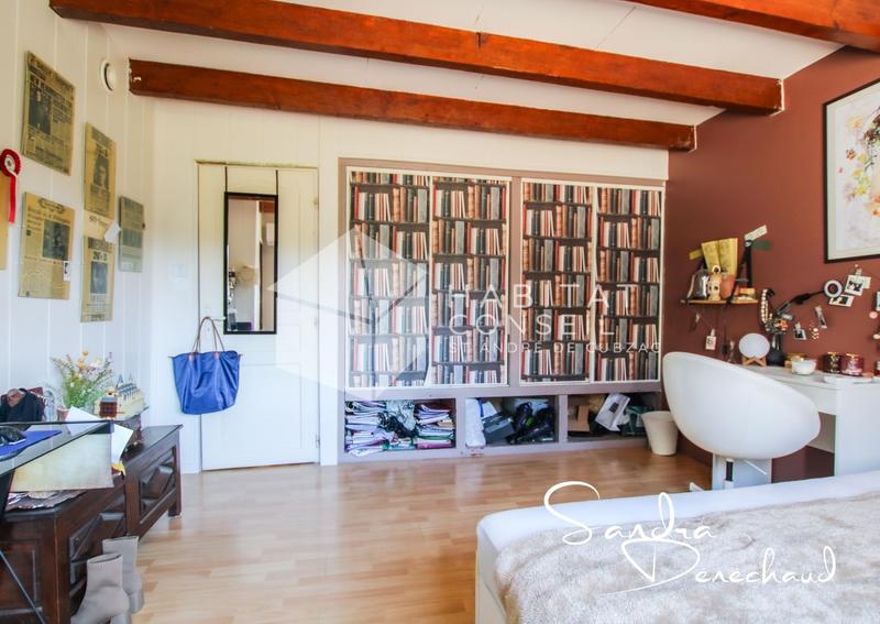 Maison - 355 m² - 7 pièces