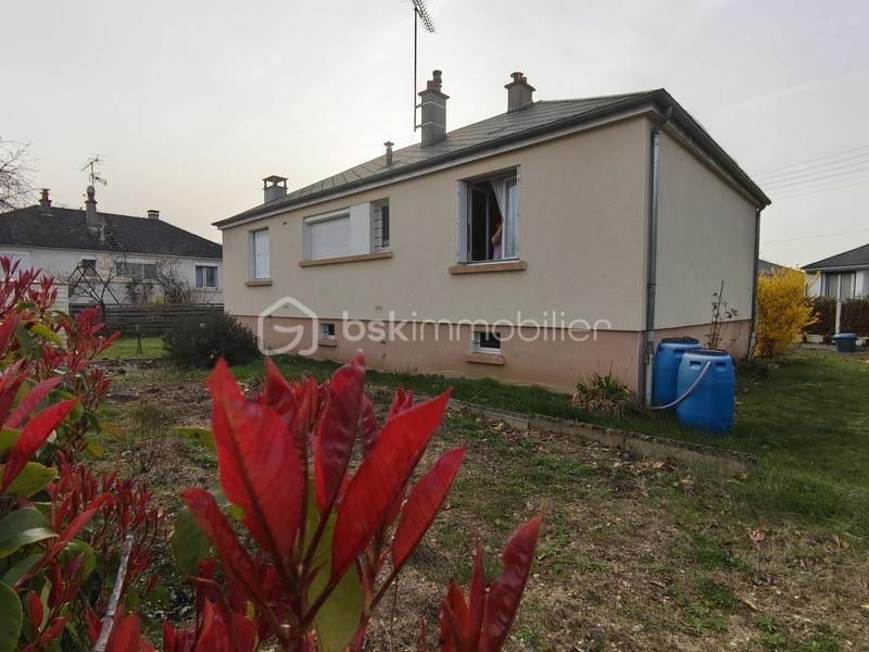 Maison - 95 m² - 5 pièces