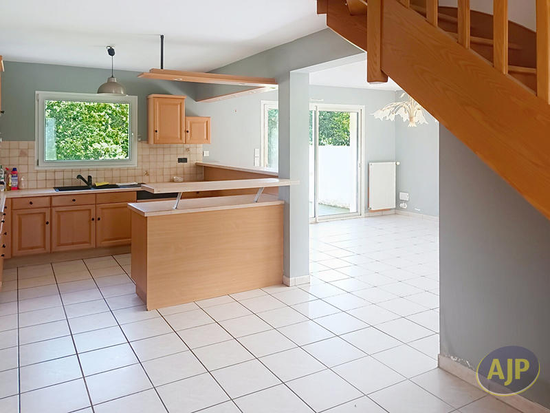 Maison - 160 m² - 7 pièces