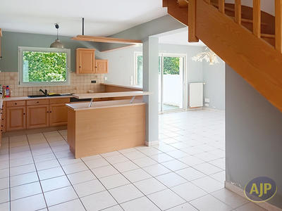 Maison - 160 m² - 7 pièces