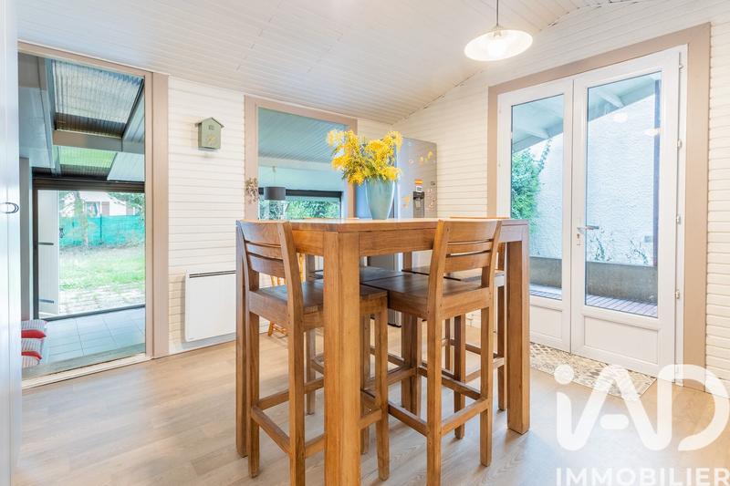 Maison - 102 m² - 5 pièces