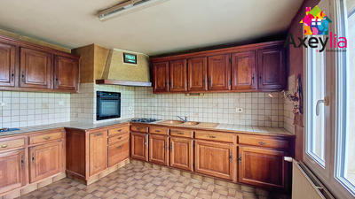 Maison - 188 m² - 8 pièces