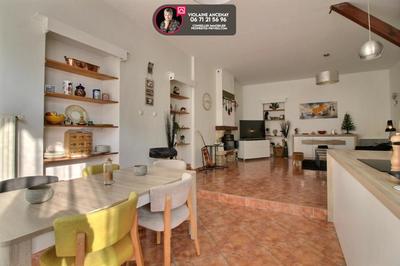 Maison - 159 m² - 8 pièces