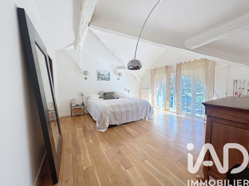 Maison - 285 m² - 7 pièces