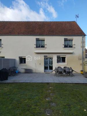Maison - 97 m² - 4 pièces
