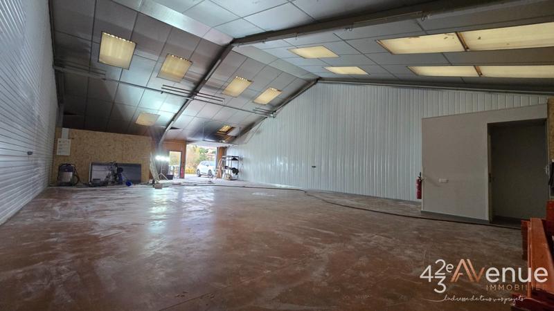 Local d'activités - 220 m²