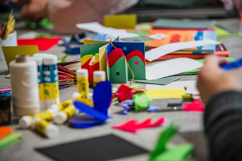 Les ateliers du mercredi - atelier empreintes et pochoirs