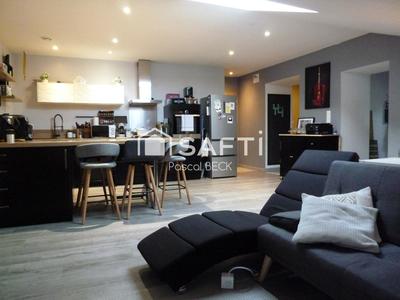 Appartement - 80 m² - 4 pièces