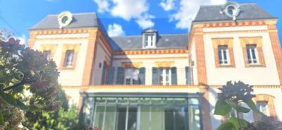 Hôtel particulier - 300 m² - 10 pièces