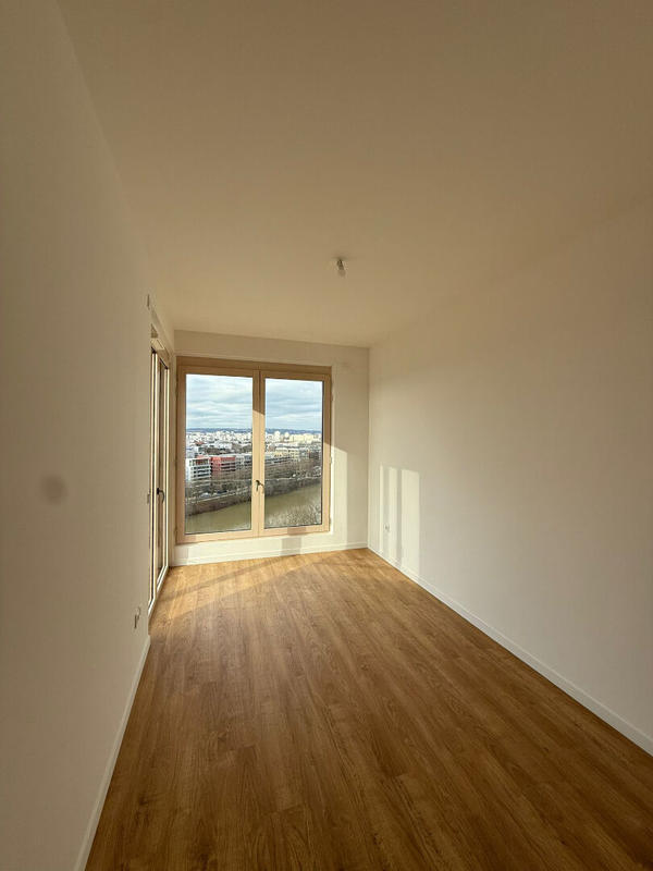 Appartement - 105 m² - 5 pièces