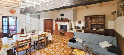 Maison - 99 m² - 5 pièces