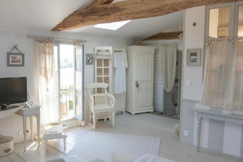 Maison en pierre - 350 m² - 8 pièces