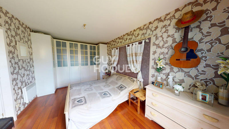 Maison - 138 m² - 7 pièces