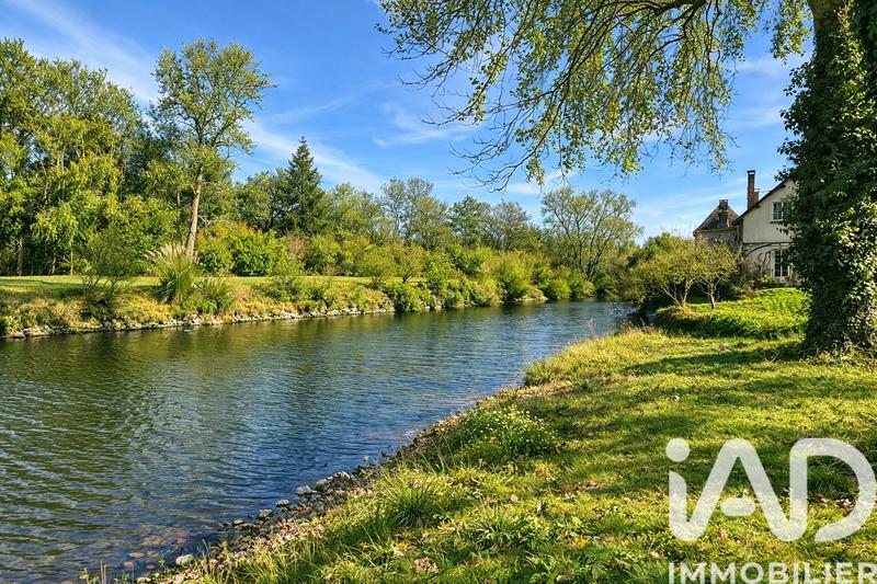 Maison - 311 m² - 7 pièces