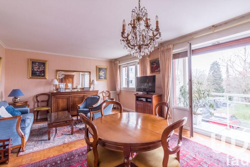Appartement - 83 m² - 3 pièces