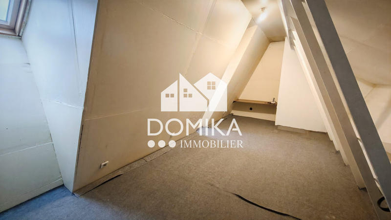 Maison traditionnelle - 93 m² - 4 pièces