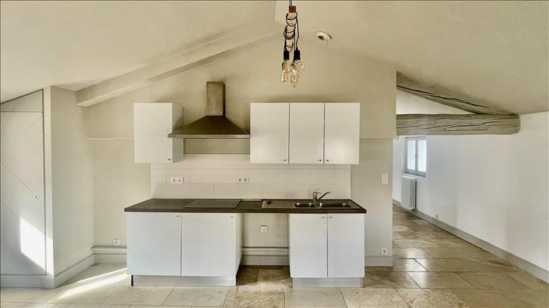 Loft - 88 m² - 4 pièces