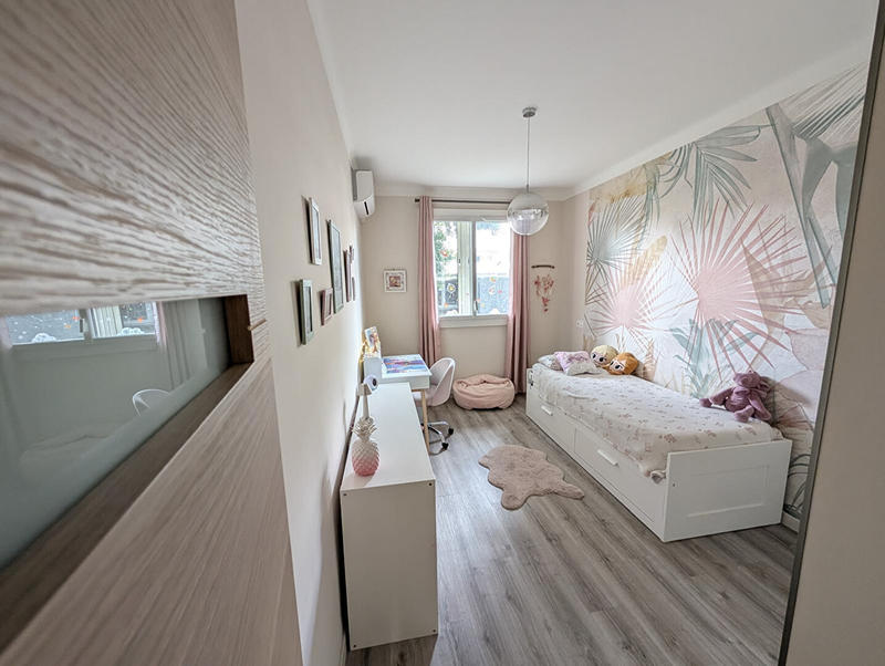 Appartement - 80 m² - 4 pièces