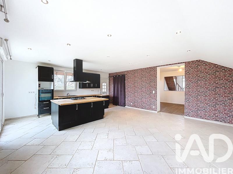 Maison - 115 m² - 6 pièces