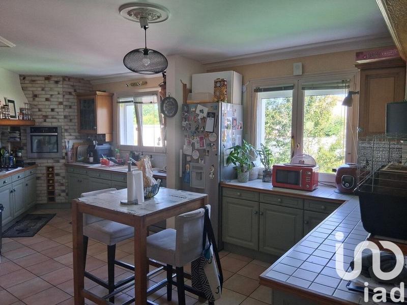 Maison - 166 m² - 6 pièces