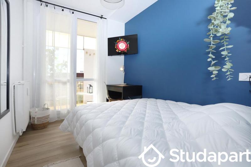 Chambre - 11 m² - 1 pièce