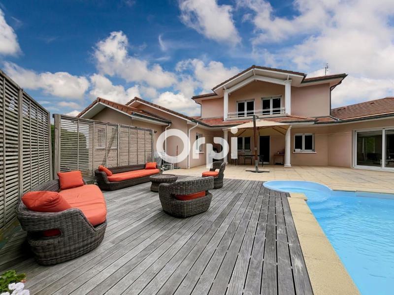 Maison - 183 m² - 5 pièces