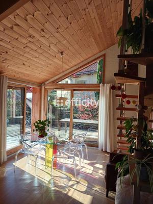 Maison - 163 m² - 7 pièces