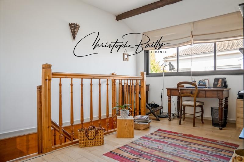 Maison traditionnelle - 152 m² - 6 pièces