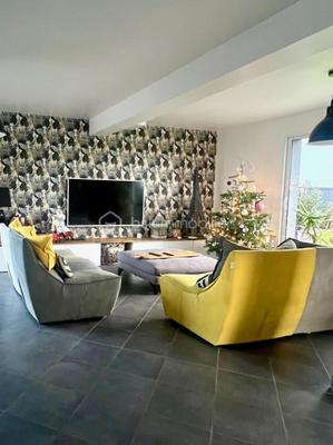 Maison - 135 m² - 4 pièces