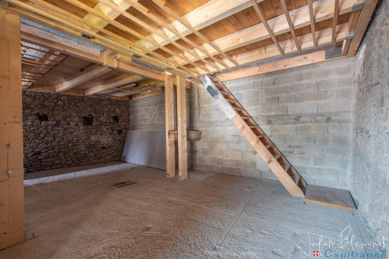 Immeuble - 186 m² - 10 pièces